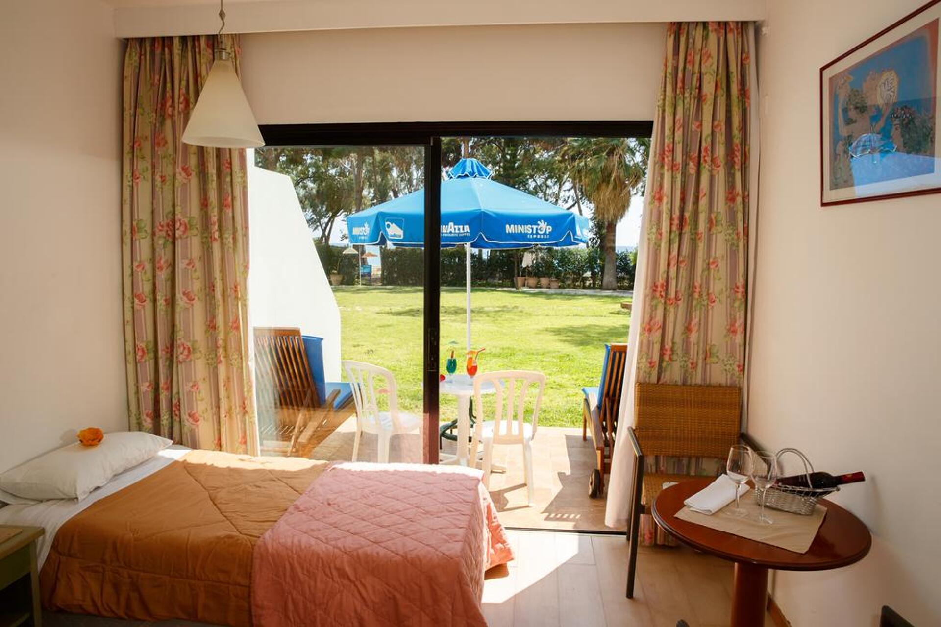 Lobelia Park Beach Annex 3* 24