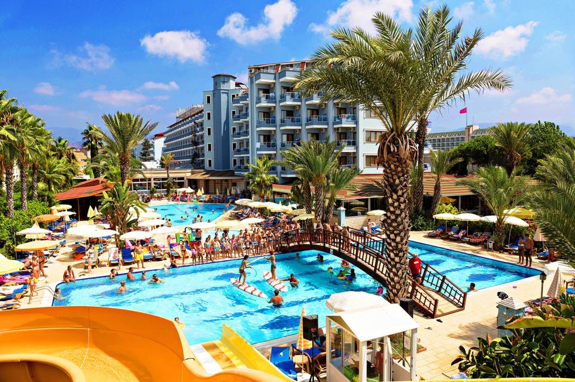 Caretta Beach 24