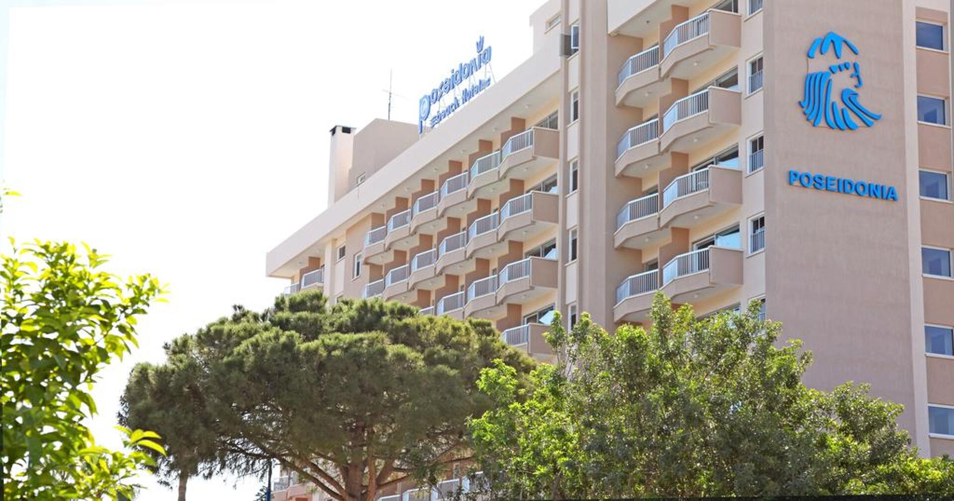 Poseidonia Beach 4* 1