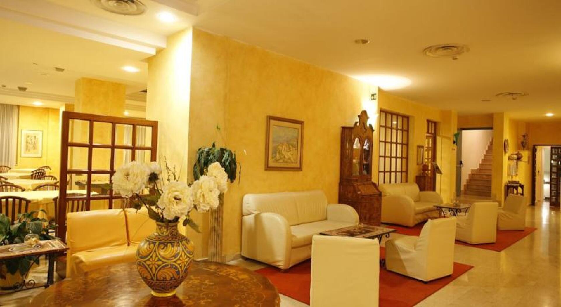Villa Esperia 4* 14