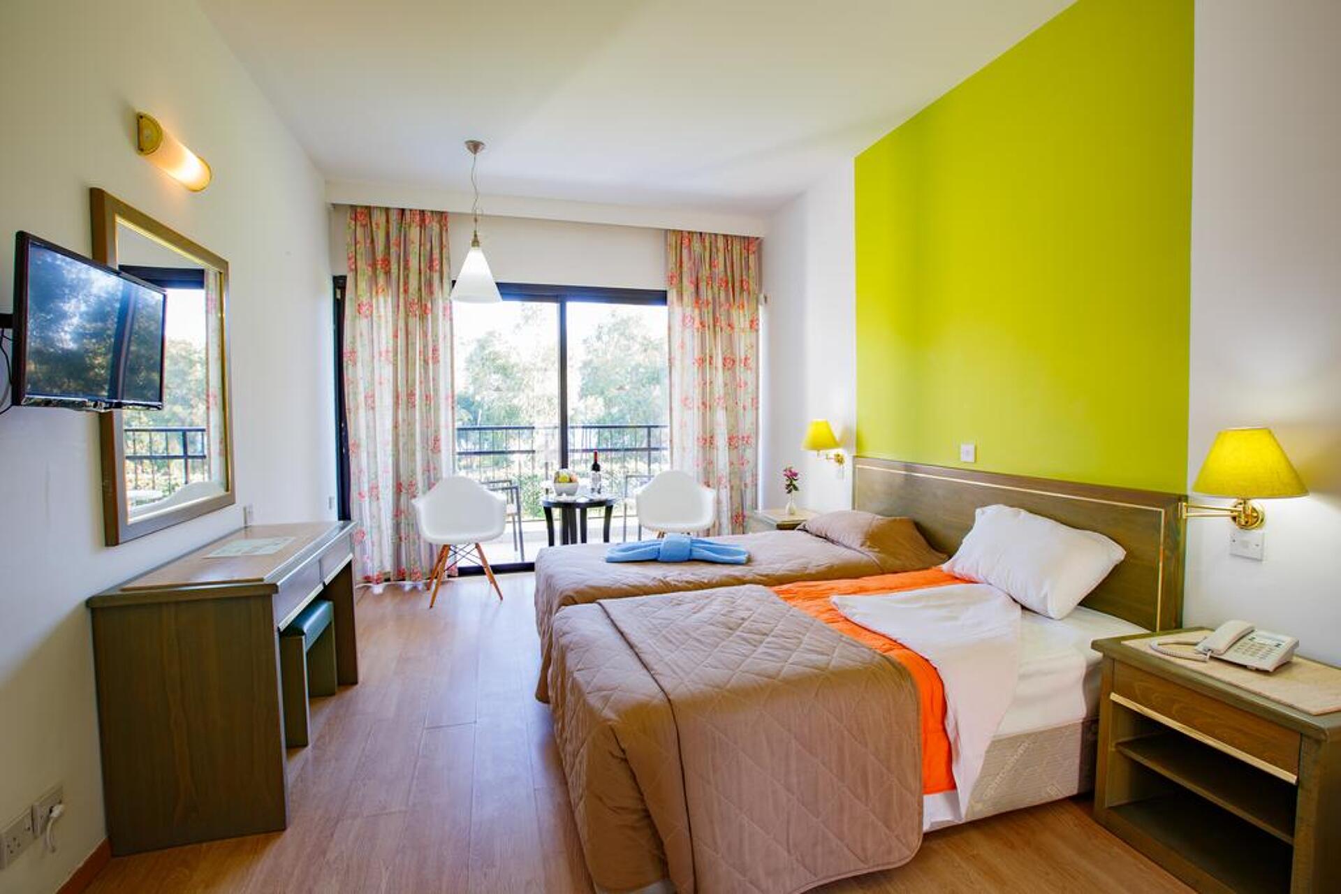 Lobelia Park Beach Annex 3* 38
