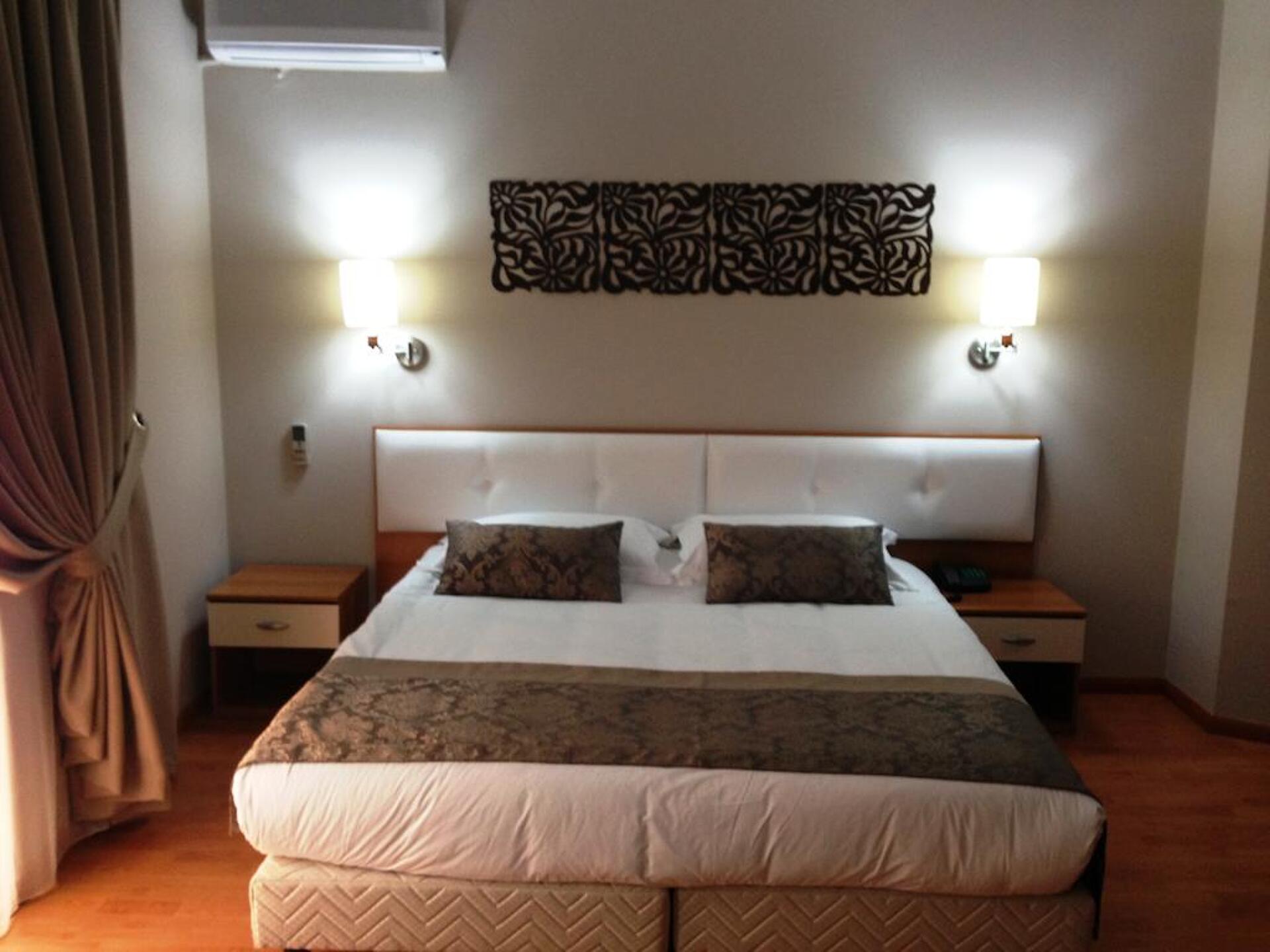 Arvi 4* 28