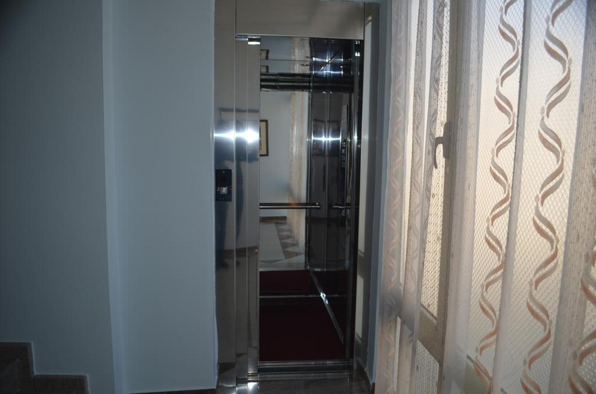 Dyrrah 4* 11