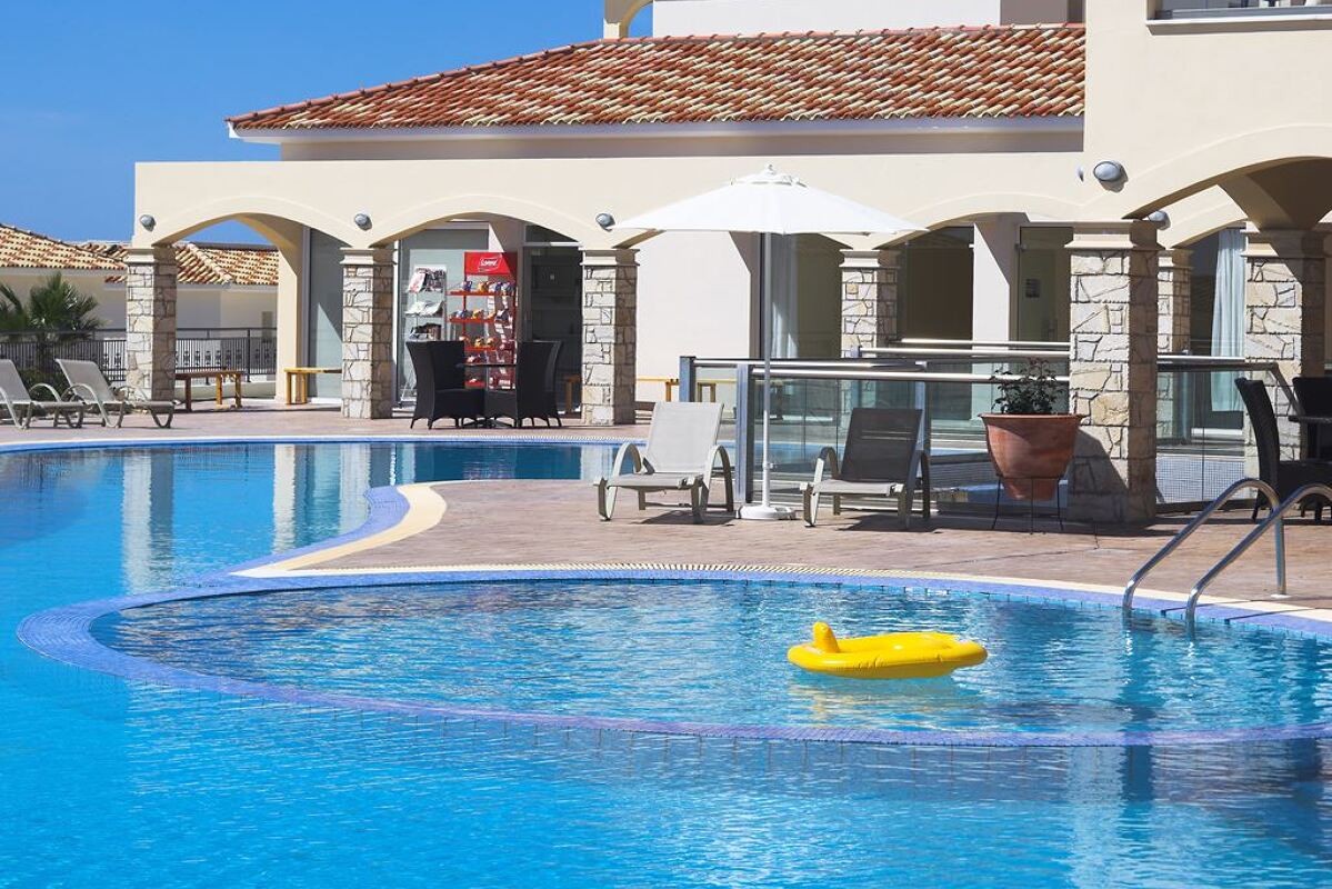 Club St. George Hills Resort 4* last