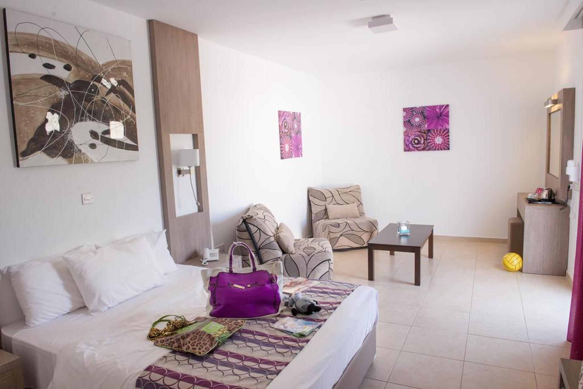 New Famagusta 3* 23