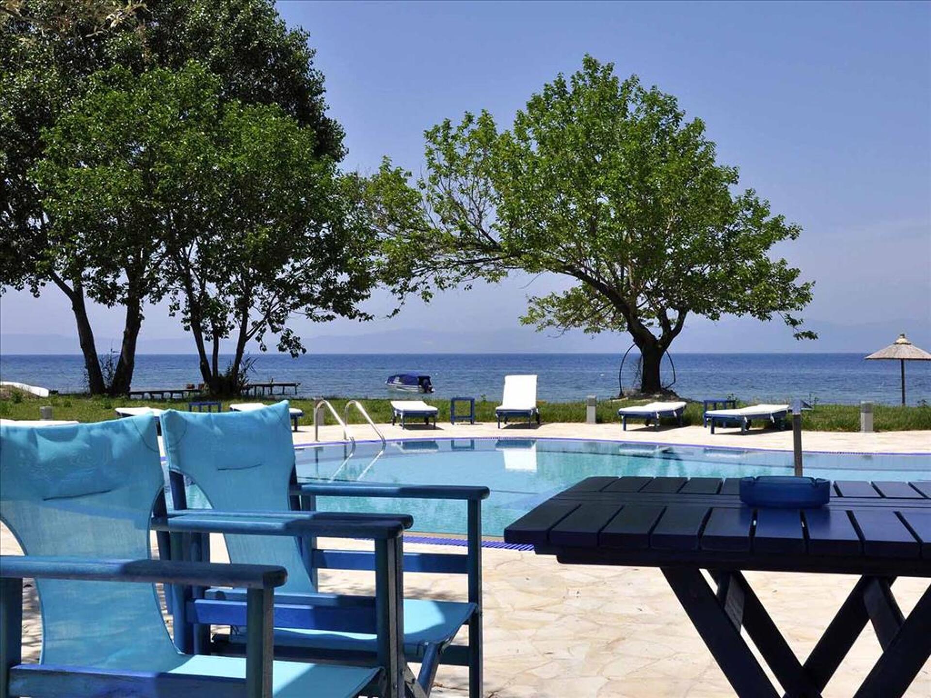 Coral Hotel 2* 6