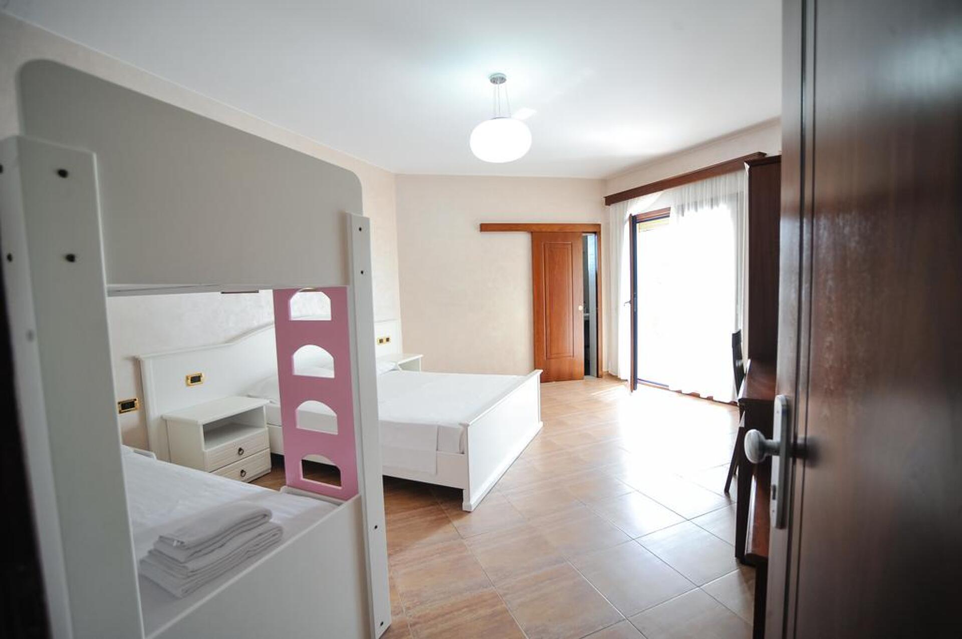 Iliria Internacional 4* 15