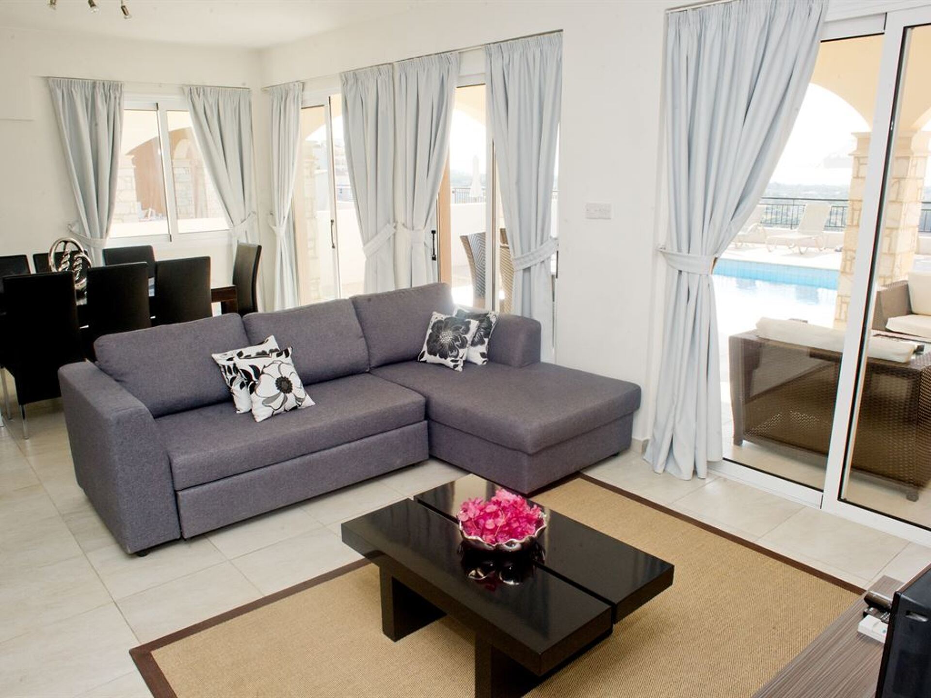 Club St. George Hills Resort 4* 8