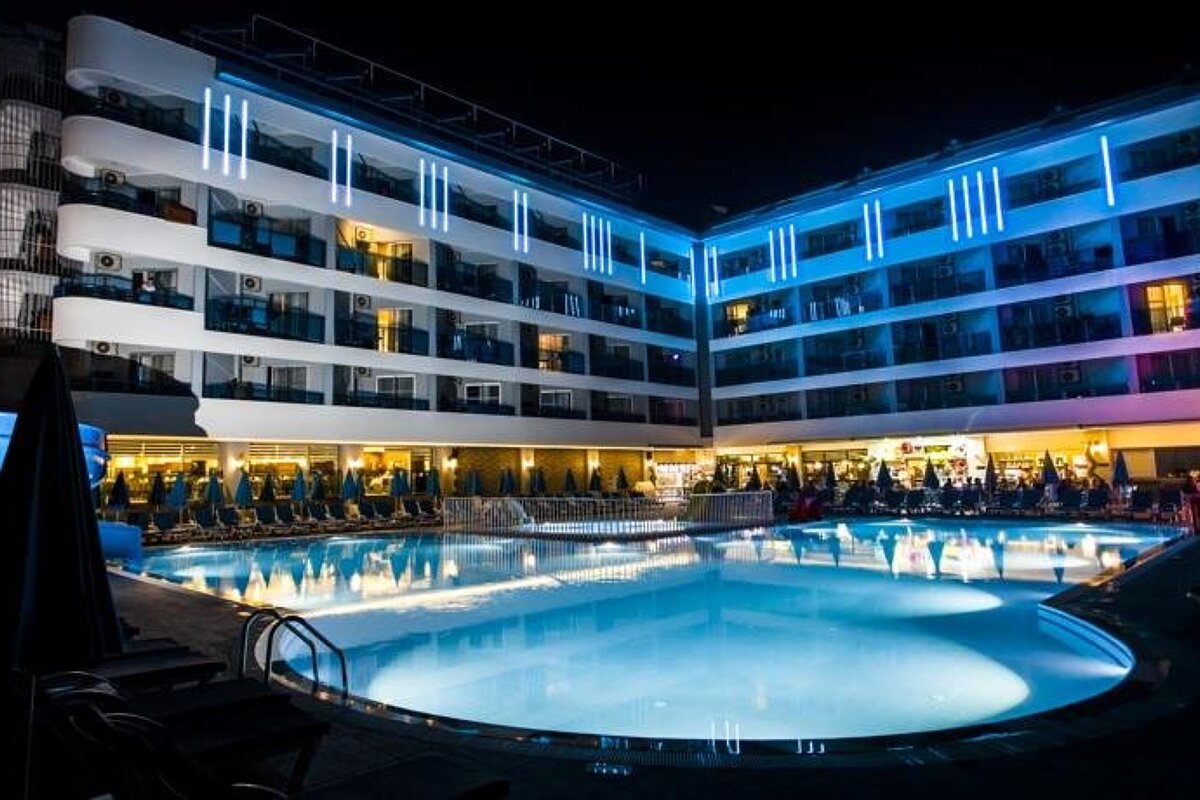 Avena Resort & Spa Hotel 4* 2