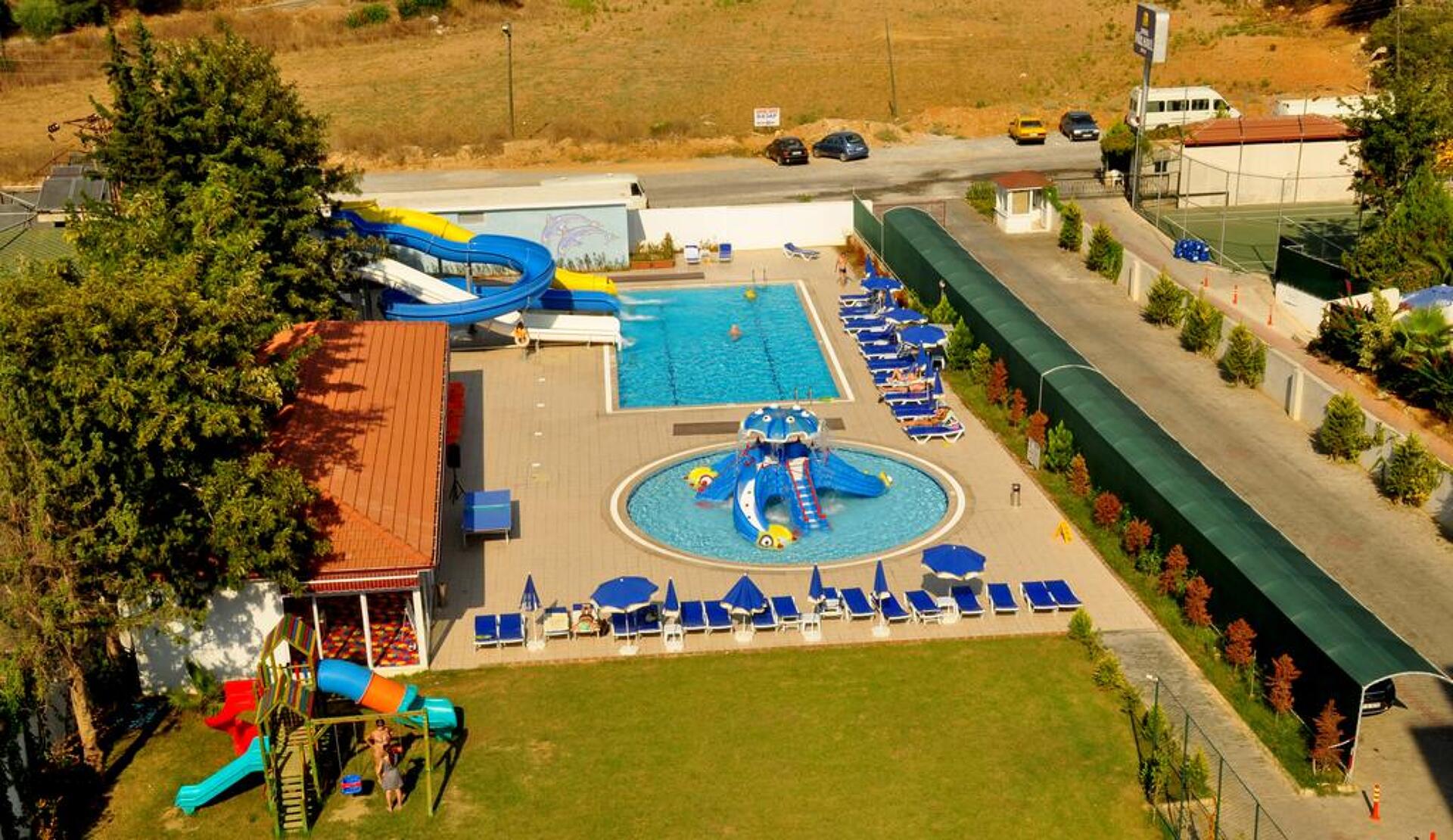 Blue Fish 4* 3