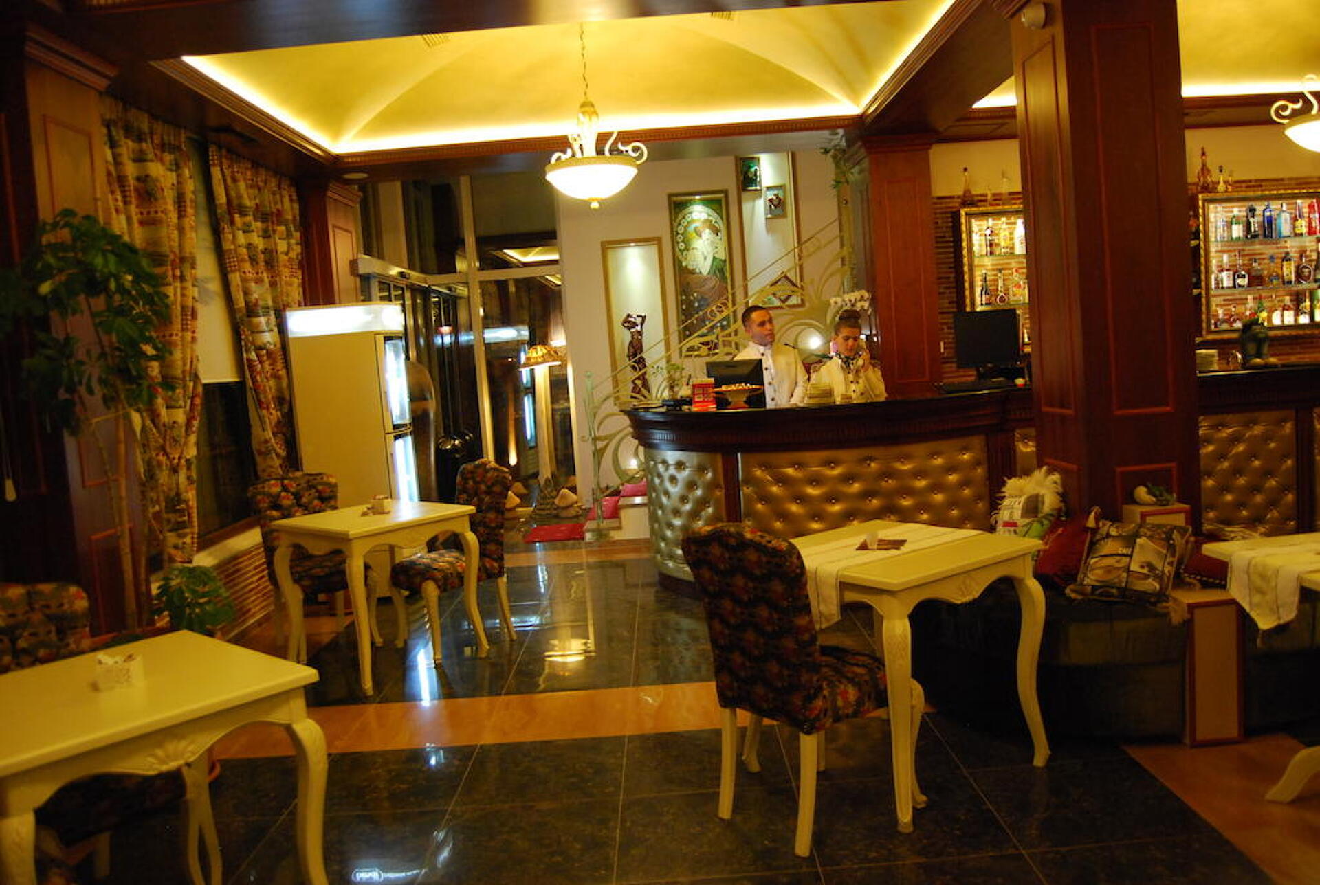 2 Kitarrat 4* 27