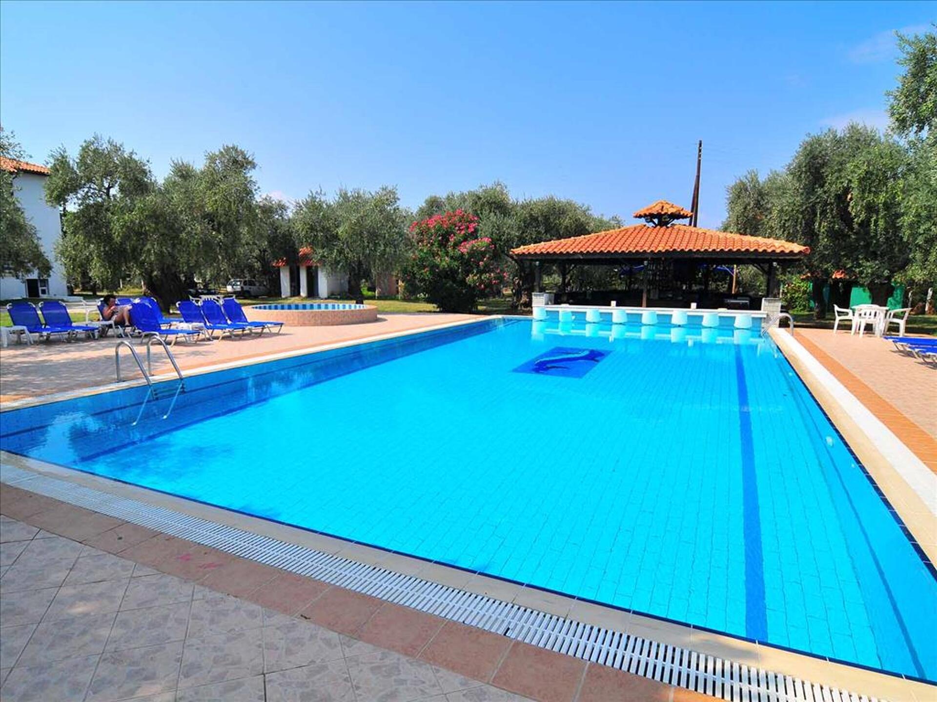 Coral Hotel 2* 3