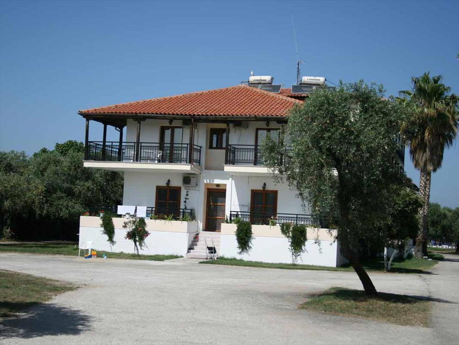 Coral Hotel 2* 1