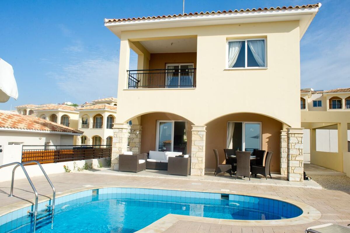 Club St. George Hills Resort 4* 1