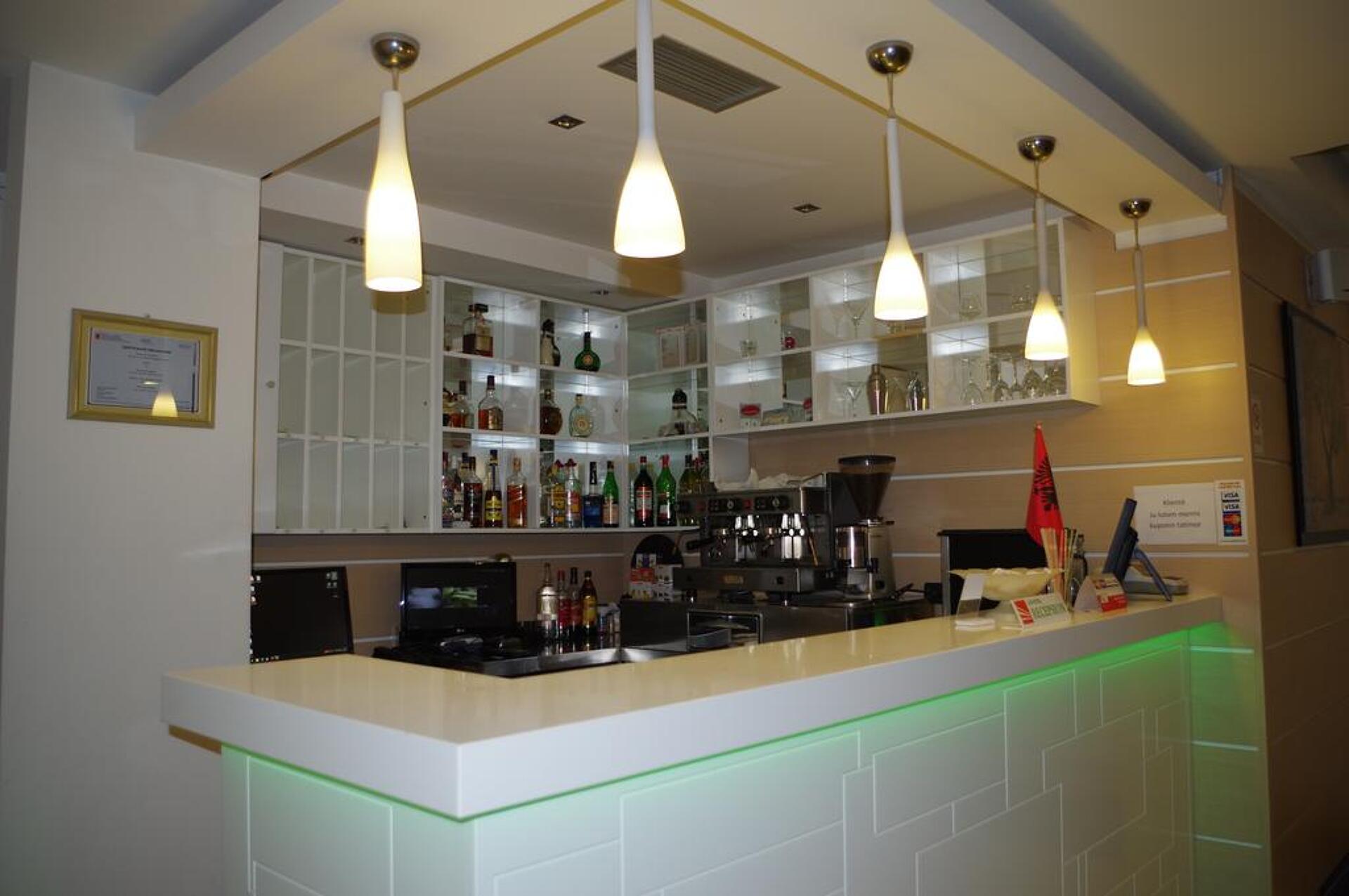 Hotel Lux Vlore 3* 1