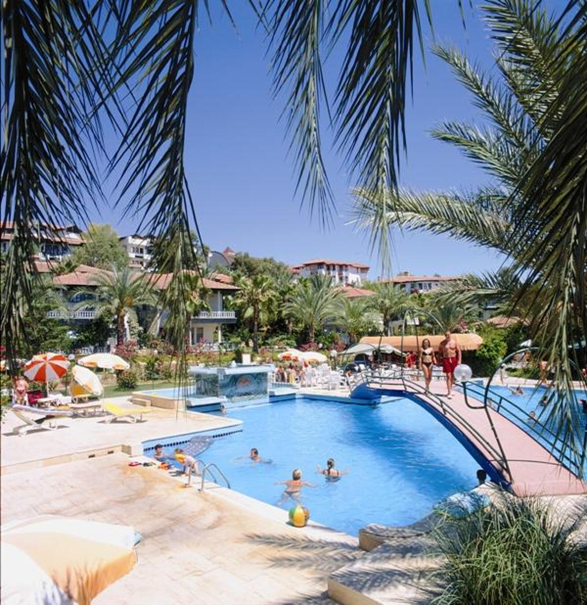 Club Gunes Garden 4* 4