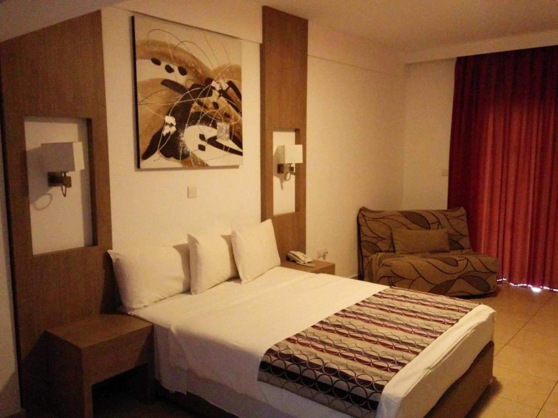 New Famagusta 3* 8