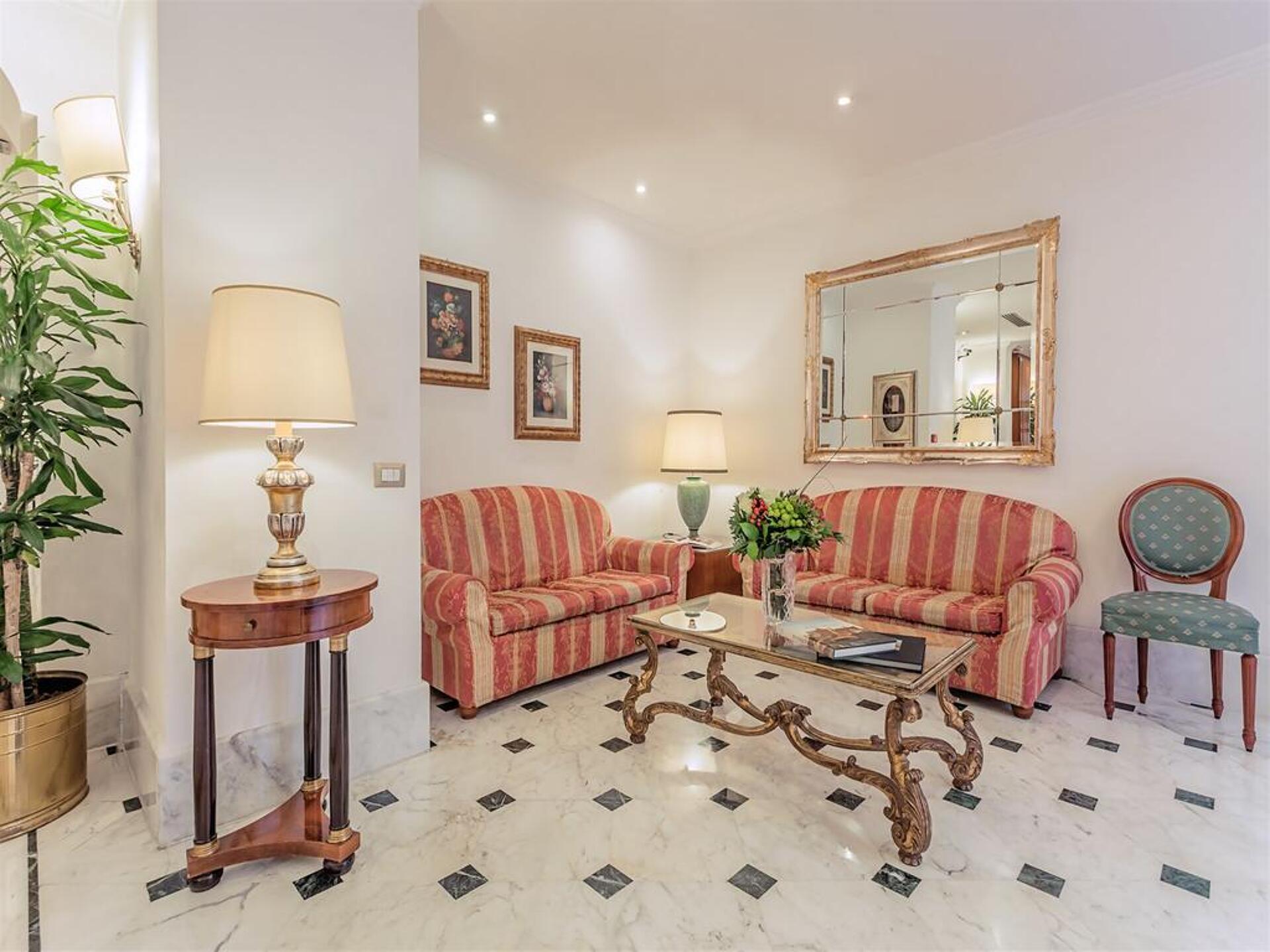 Luce Hotel 4* 4