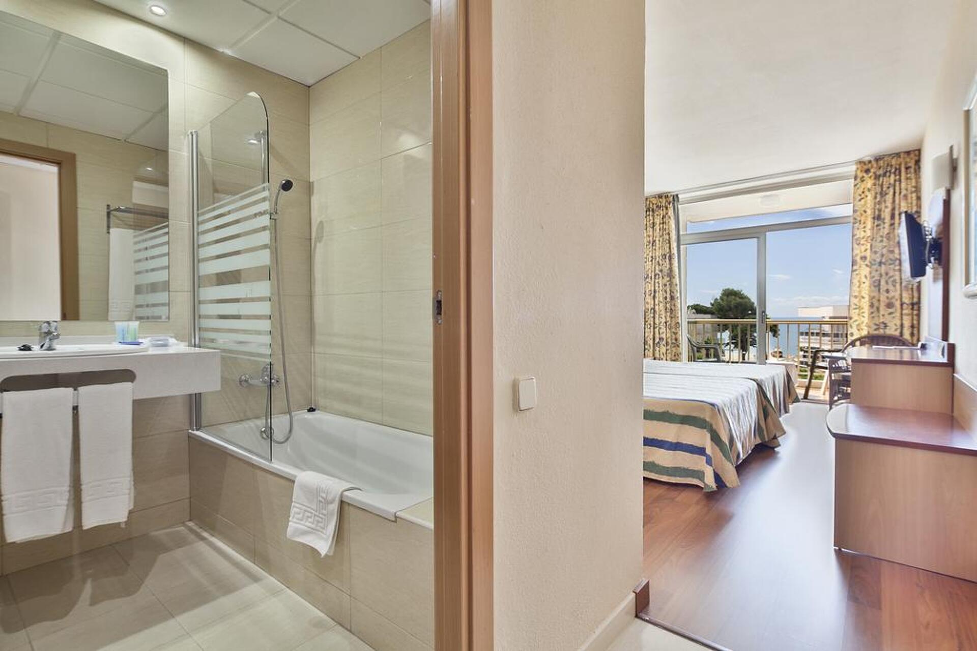 Best Cambrils Hotel 4* 17
