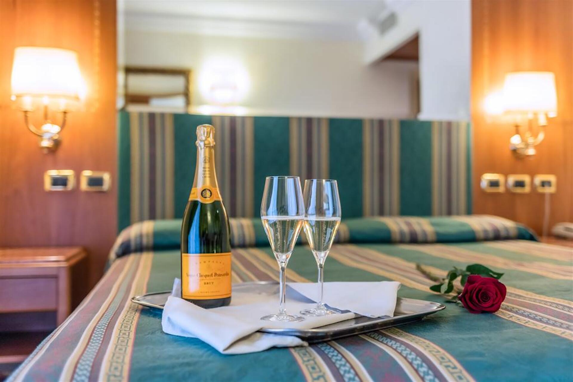 Luce Hotel 4* 9