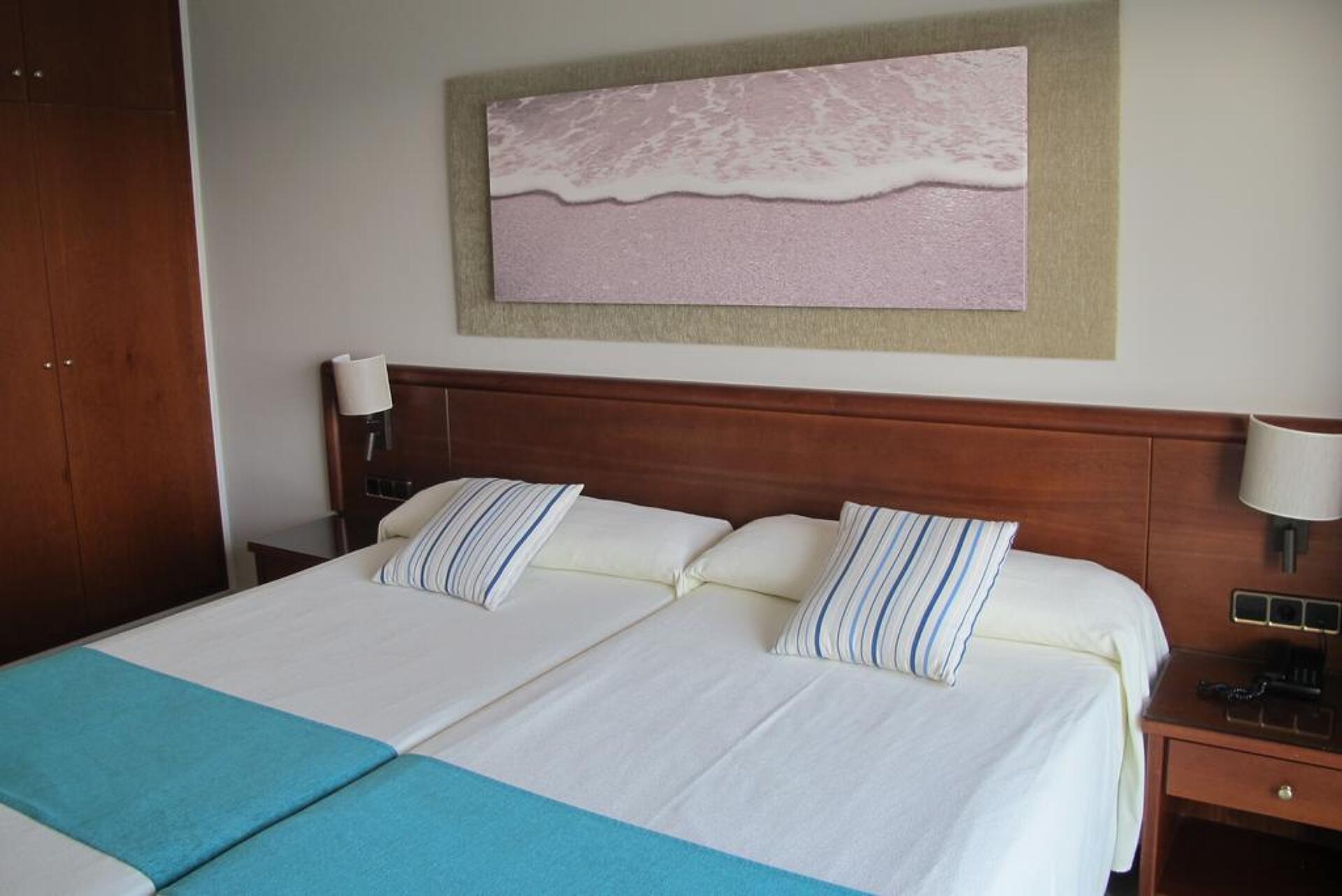 Miramar Hotel 4* 23