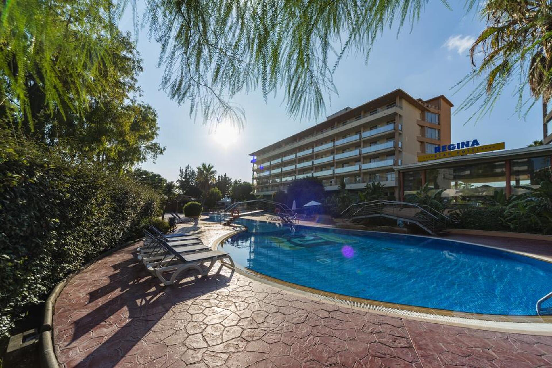 4R Regina Gran Hotel 4* 38