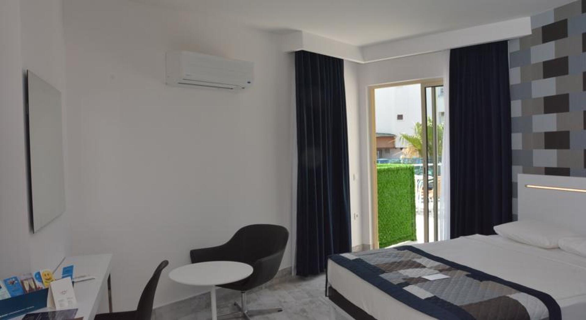 White City Beach 4* 31