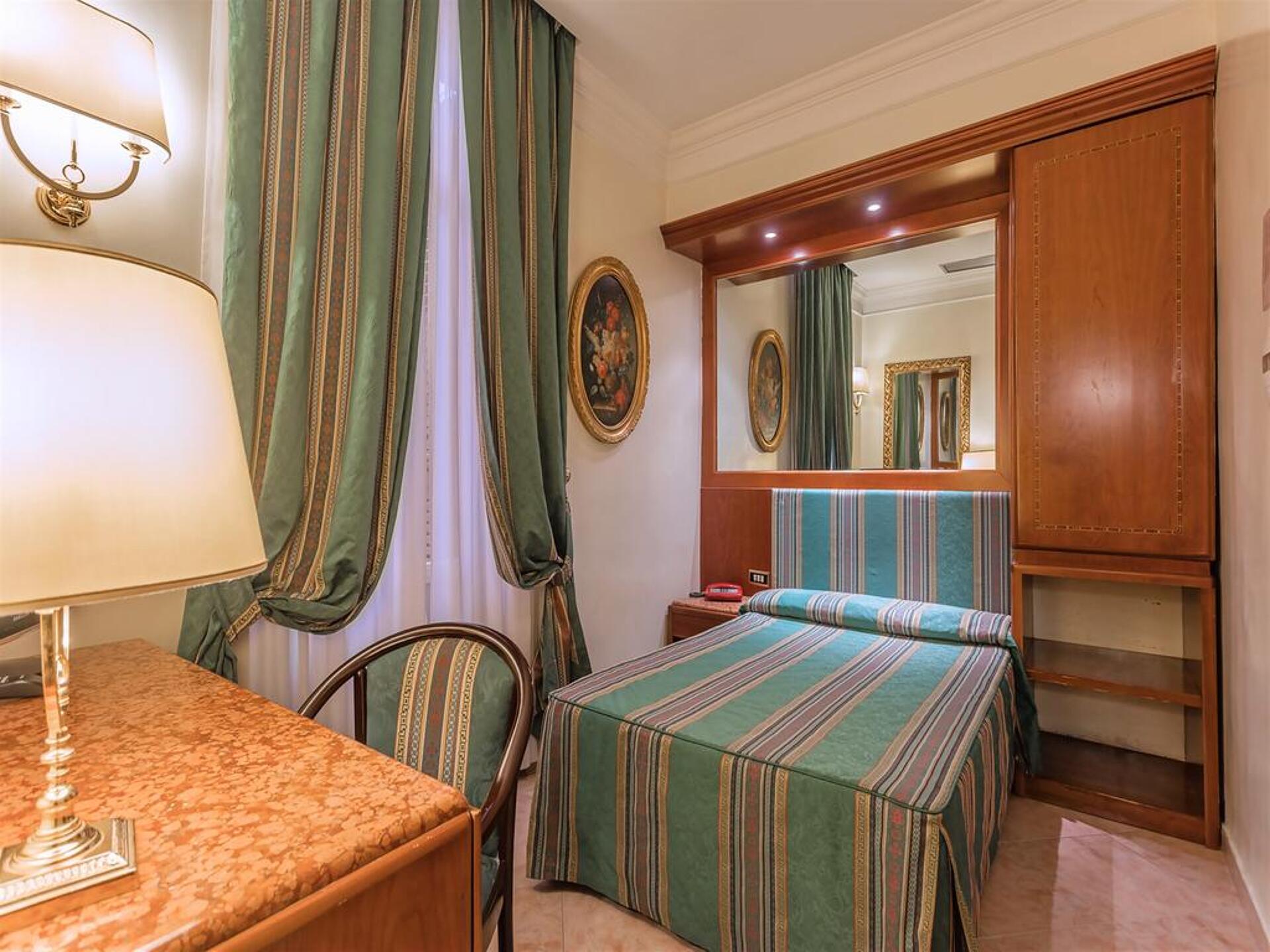 Luce Hotel 4* 38