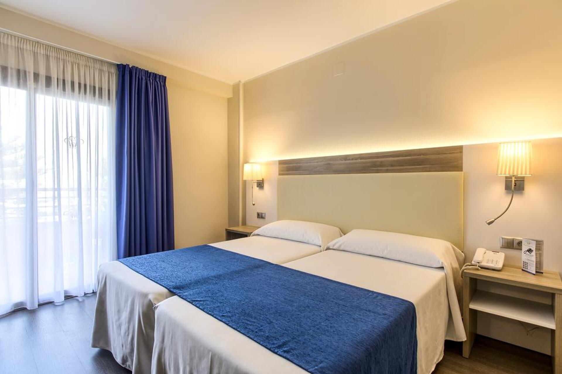 Palm Beach Hotel 4* 12