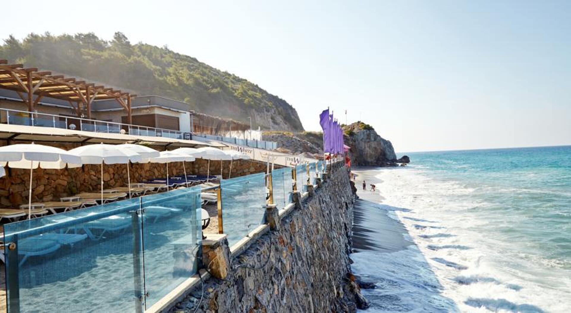 White City Beach 4* 18