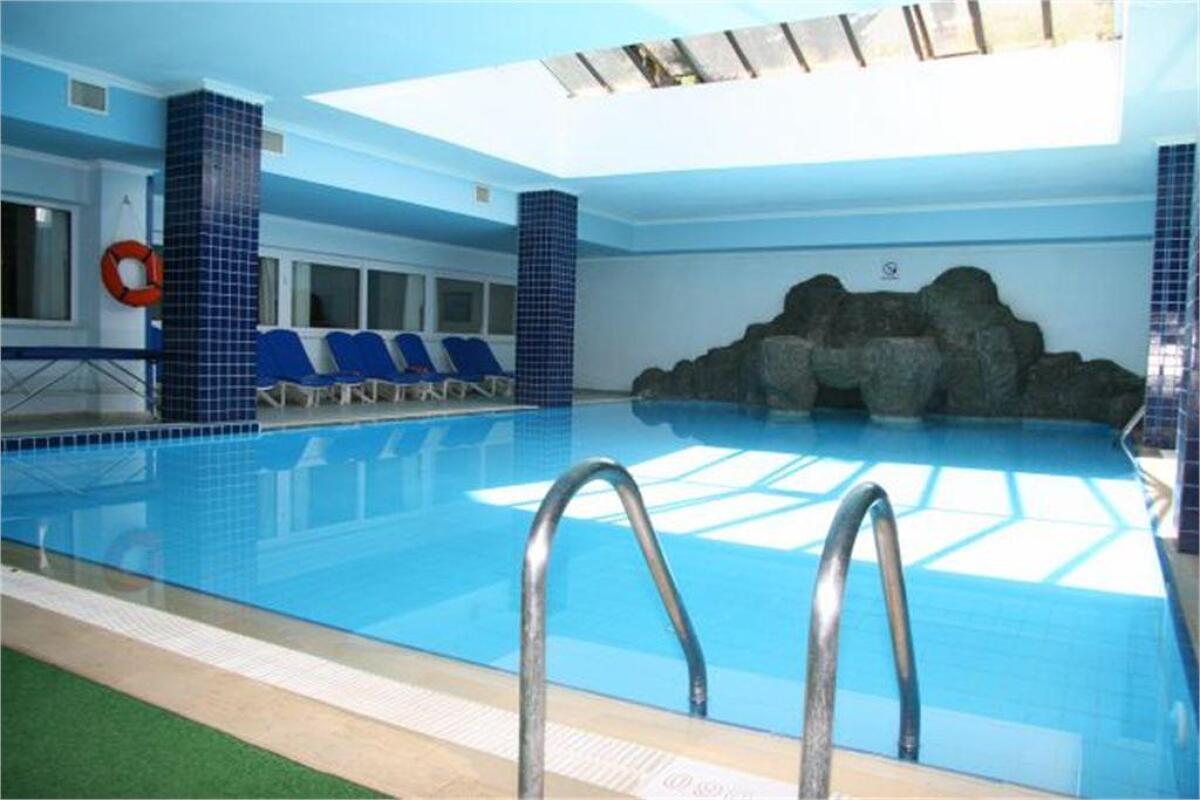 Lonicera Garden Hotel 4* last