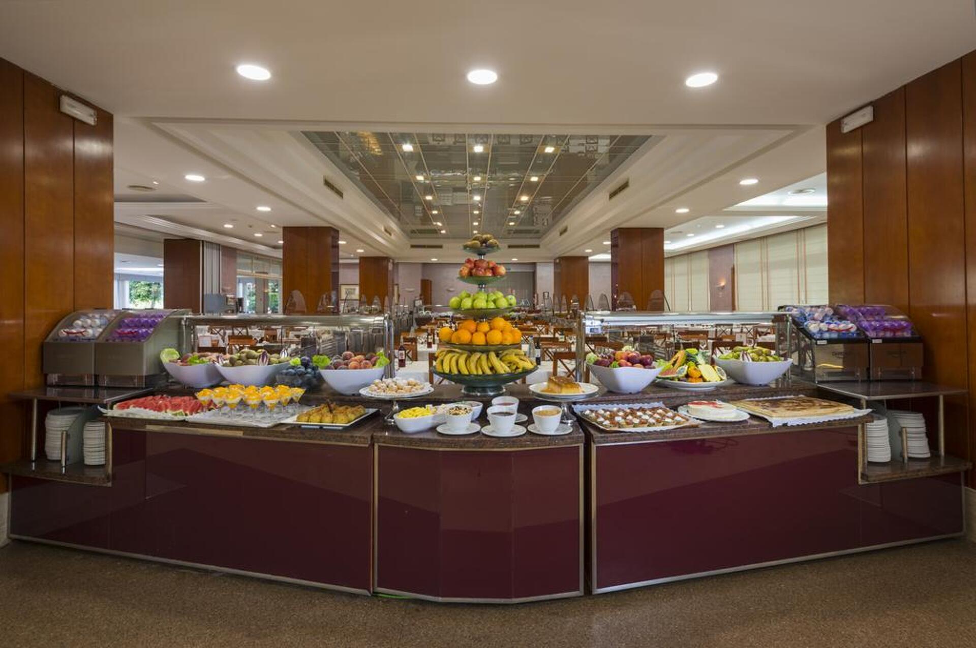 4R Regina Gran Hotel 4* 10