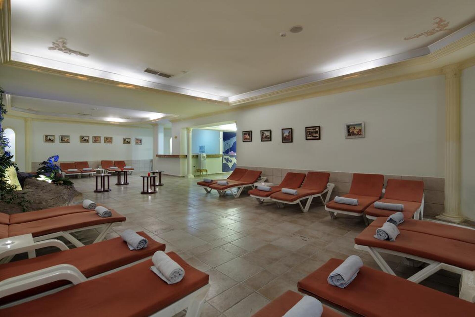 Larissa Sultan's Beach Hotel 17