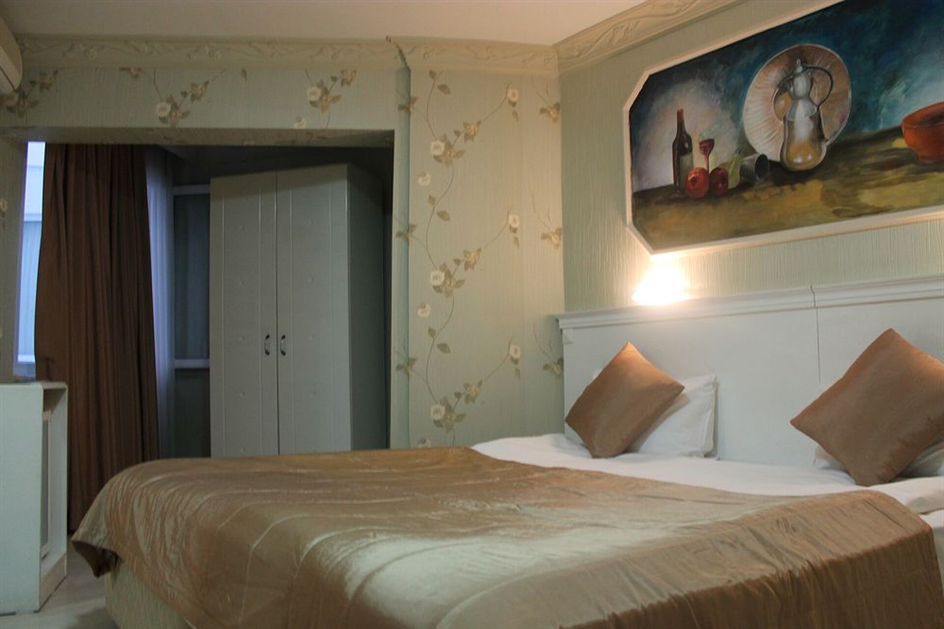 The Constantine Hotel 41