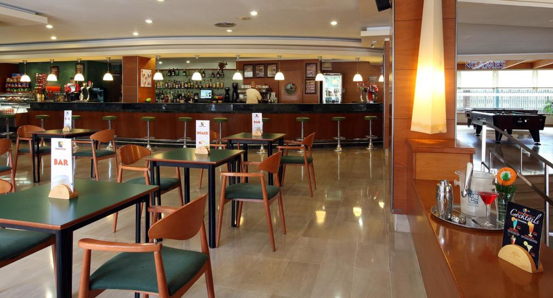 Golden Port Salou Hotel  4* 25