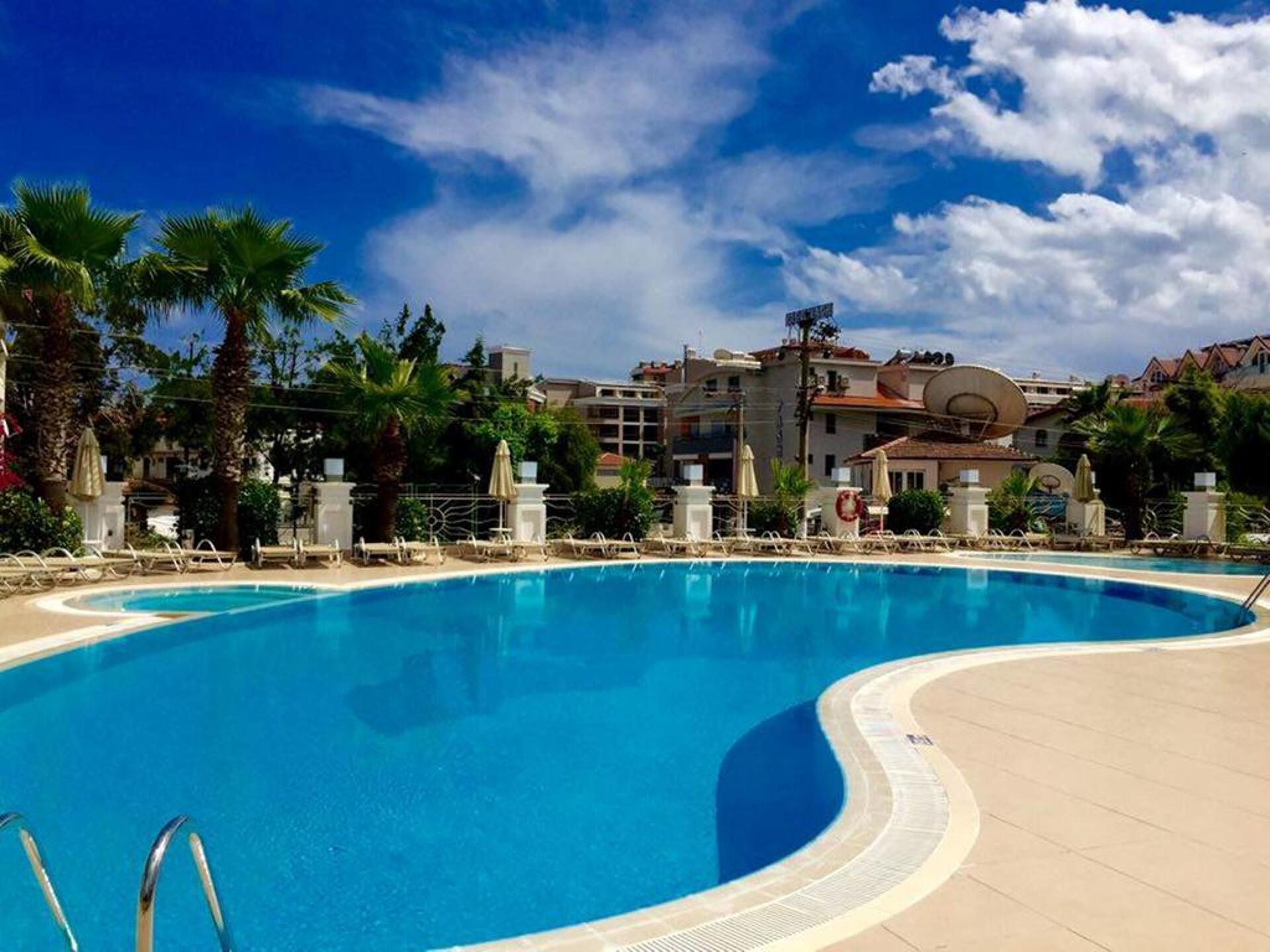 Ideal Pearl Hotel 4* 4