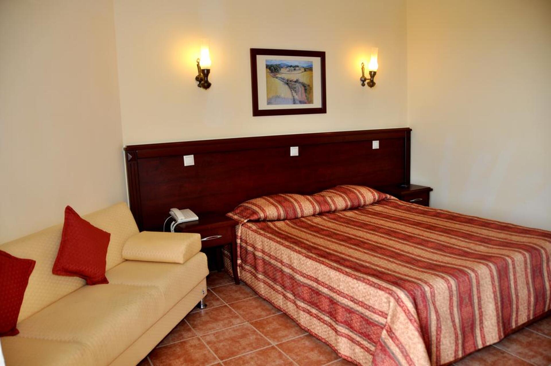 Larissa Sultan's Beach Hotel 4