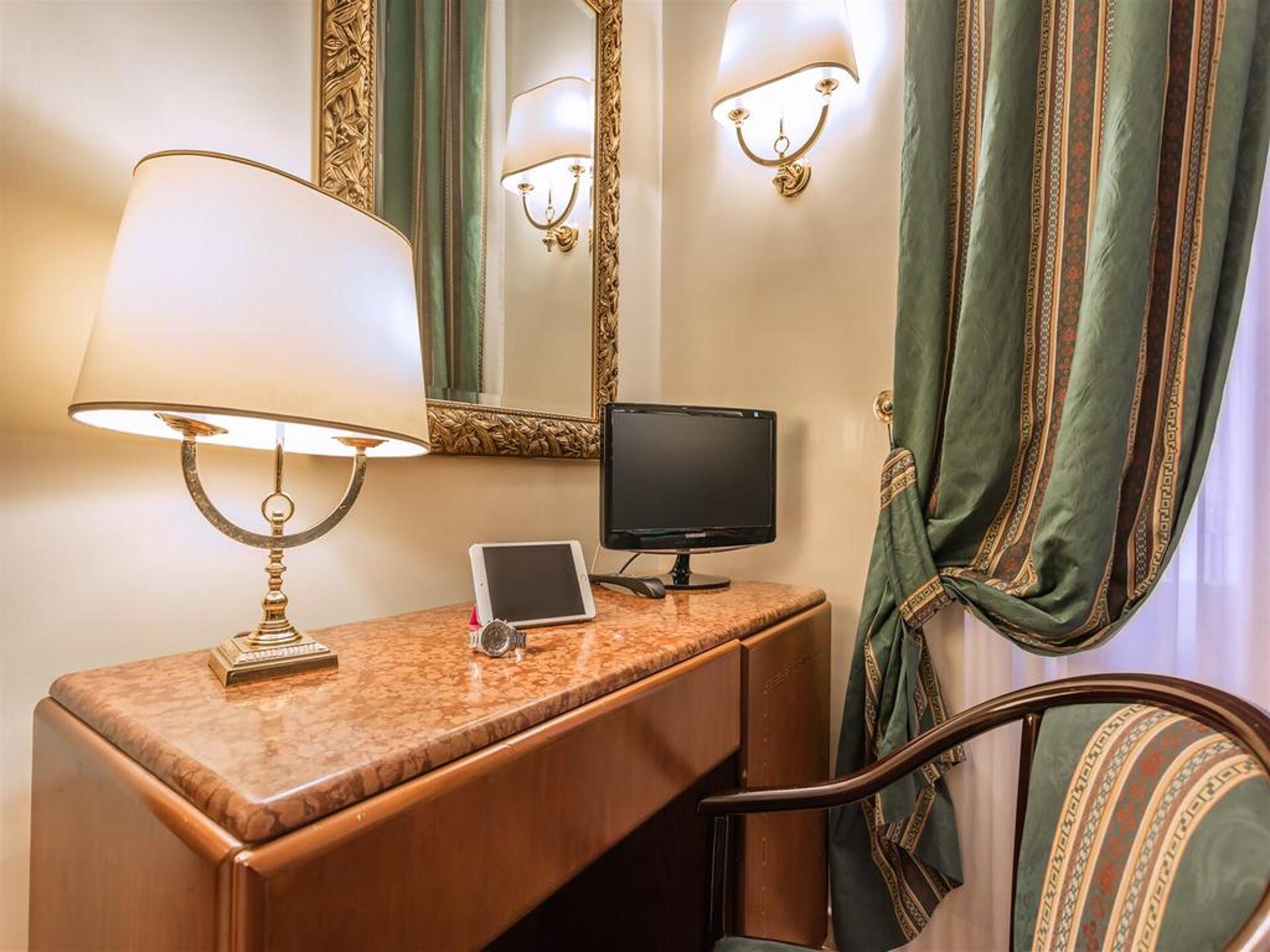 Luce Hotel 4* 37