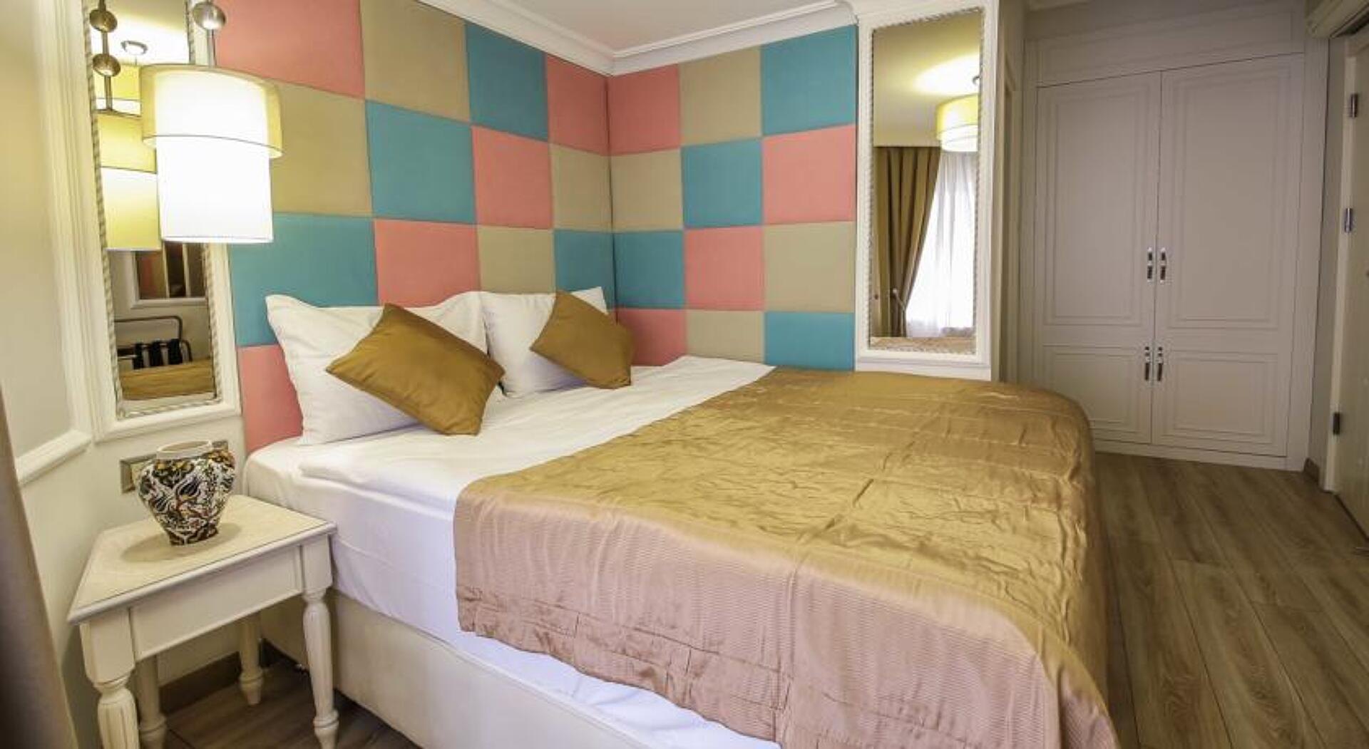 The Constantine Hotel 11