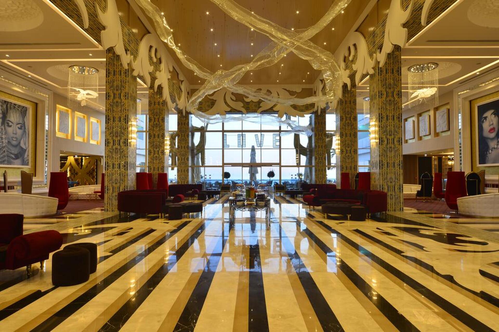 Azura Deluxe Resort & Spa 22