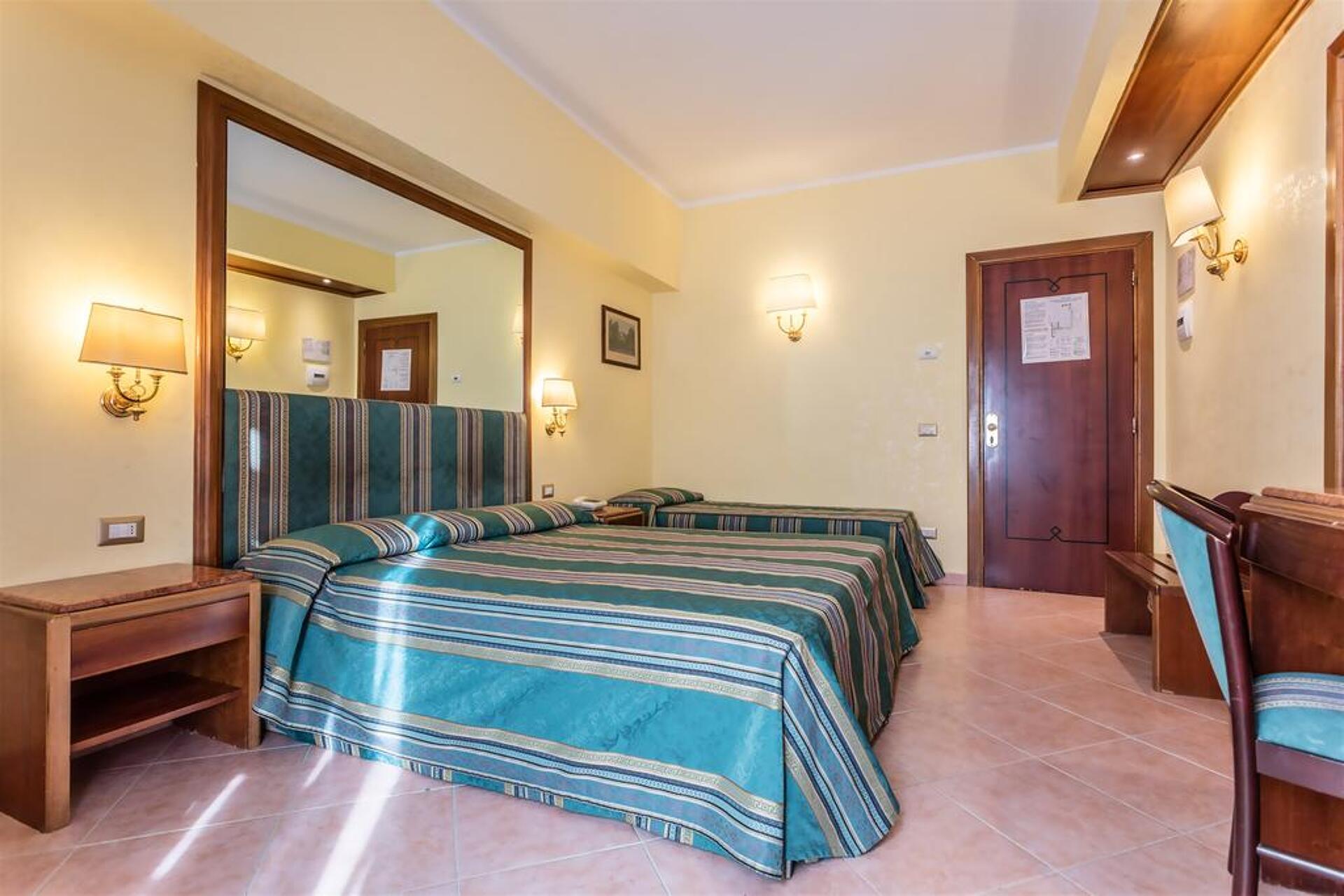 Luce Hotel 4* 32
