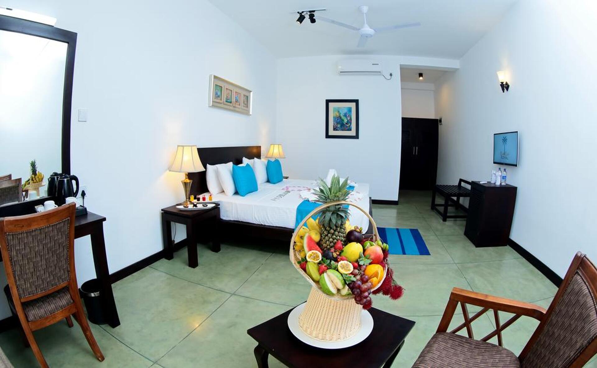 Coco Royal Beach Resort 6