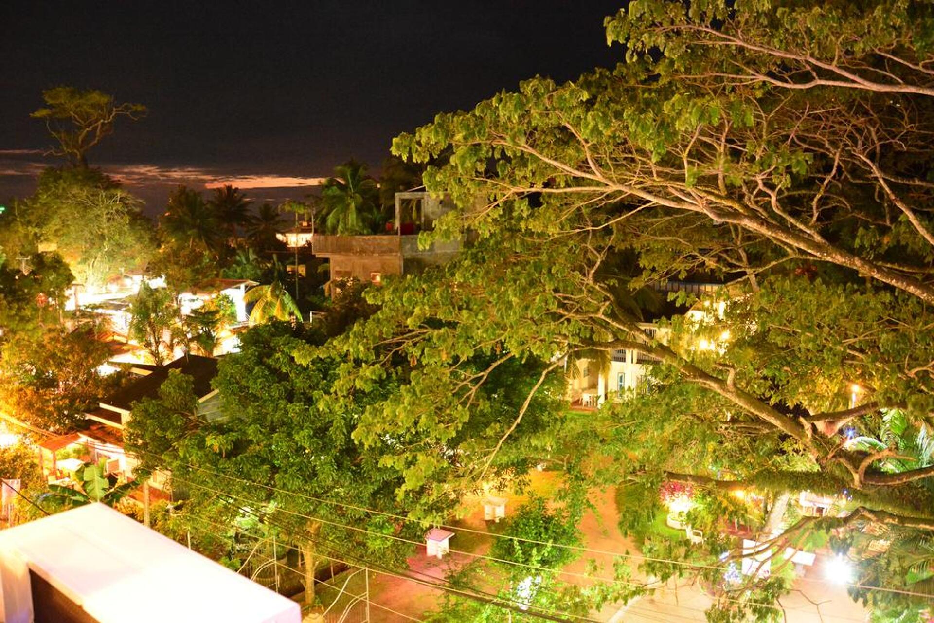 Gloria Grand Hotel 14