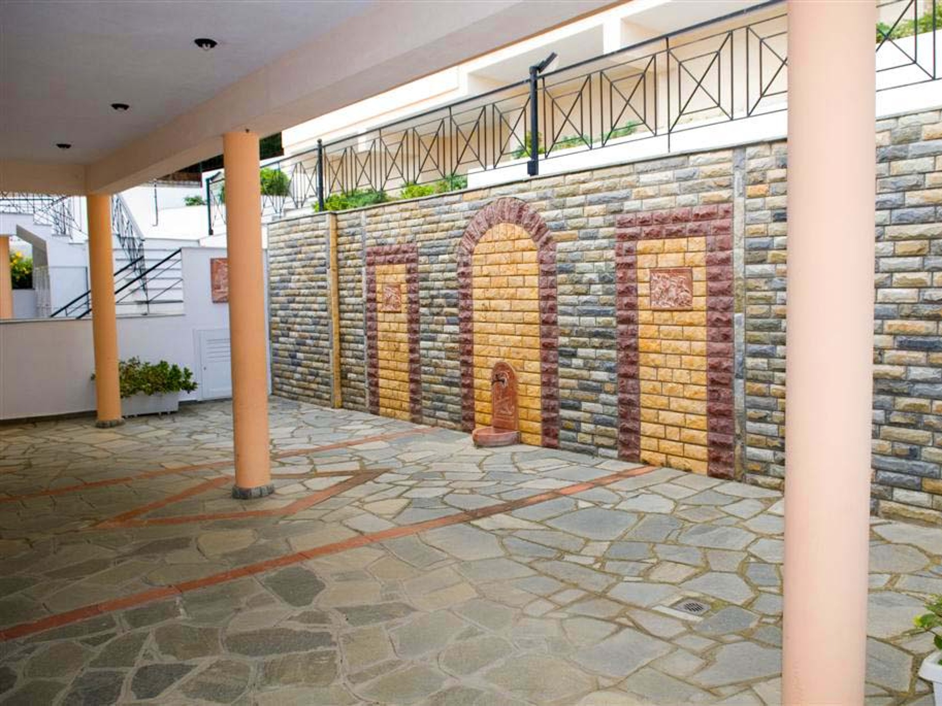 Amalia Hotel 3* 5