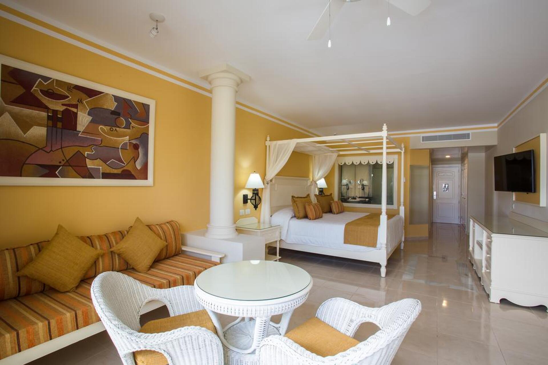 Luxury Bahia Principe Bouganville 3