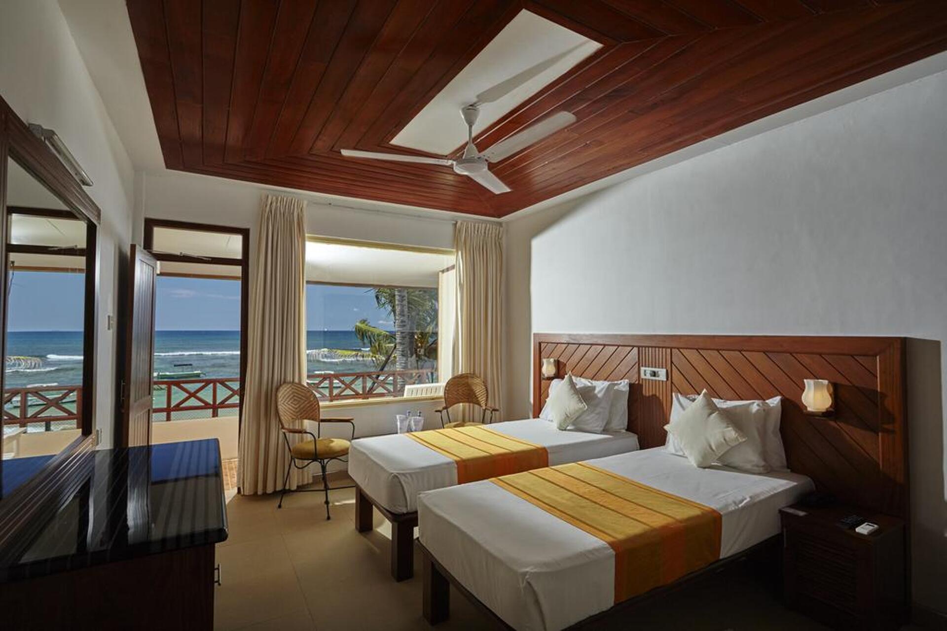Coral Sands Hotel 3* 5