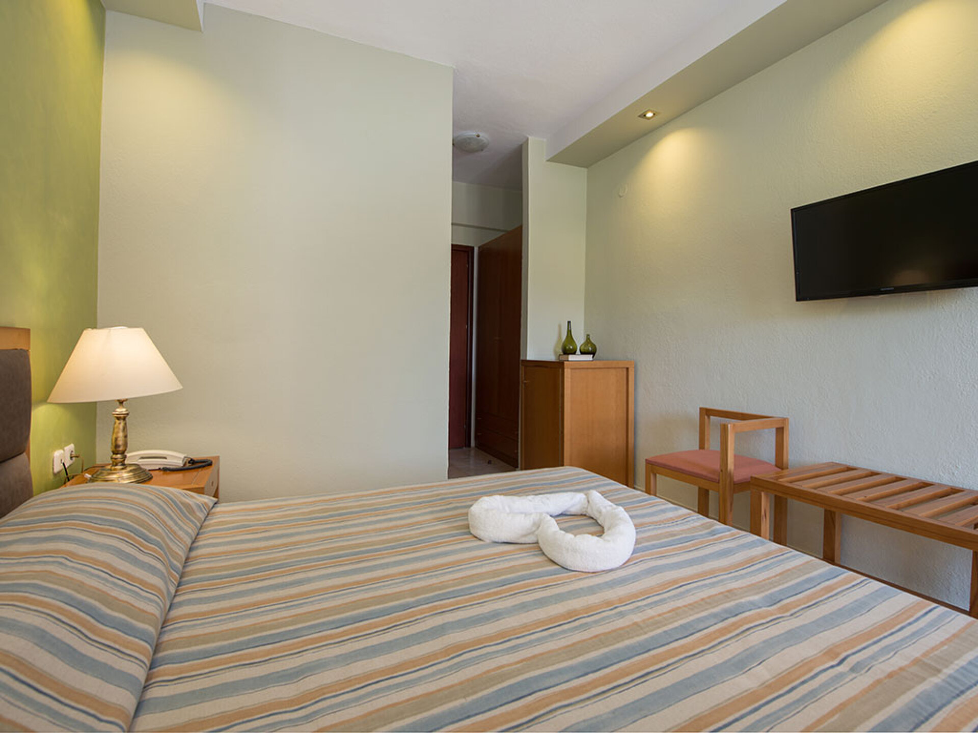 Aethria Hotel 3* 22