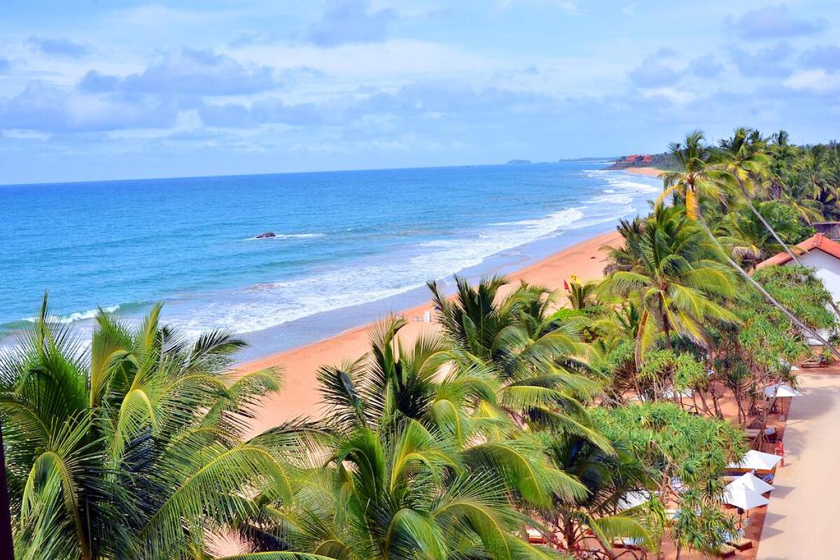 Pandanus Beach Resort & Spa 4* 0