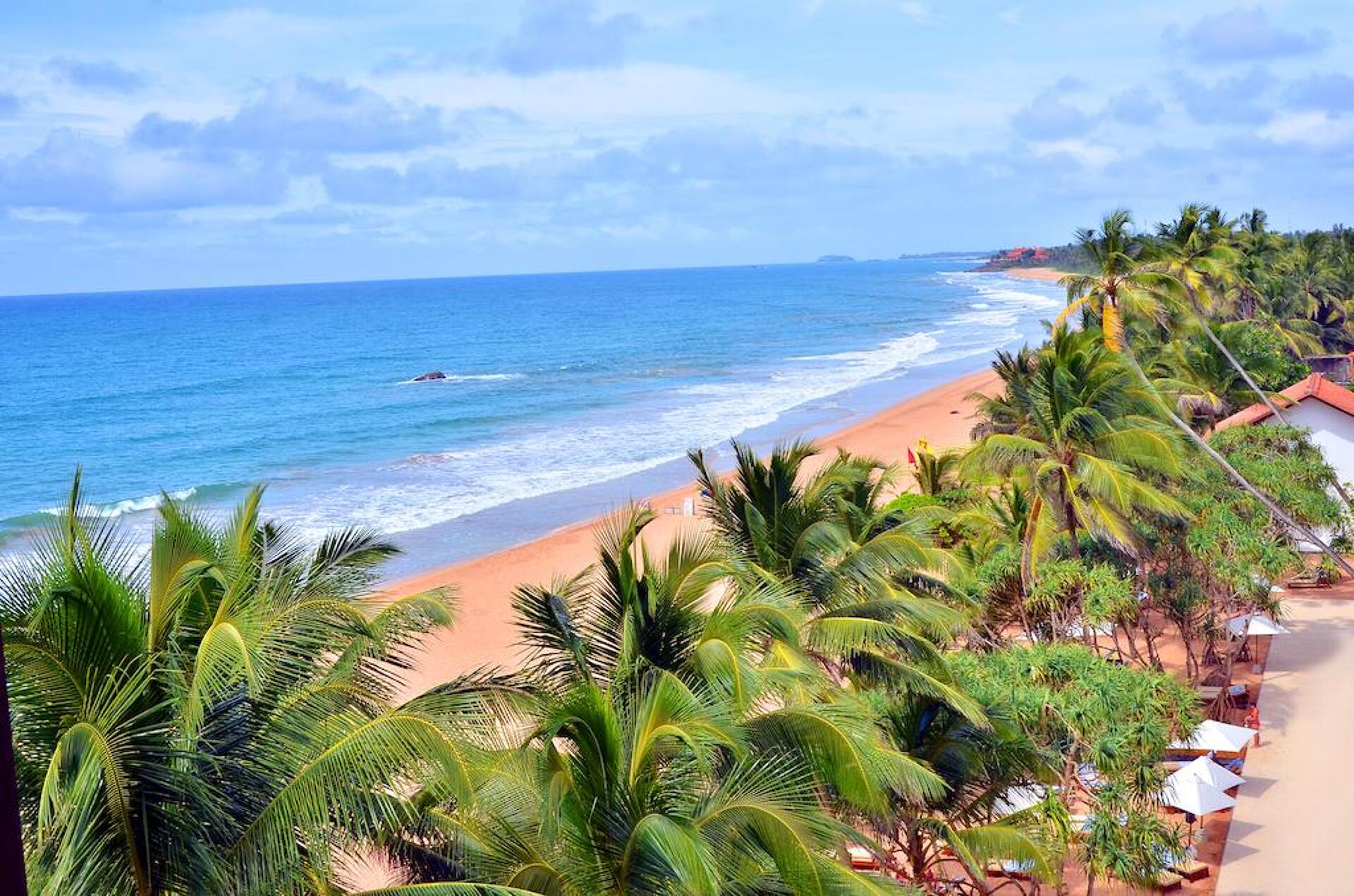 Pandanus Beach Resort & Spa 4* 0