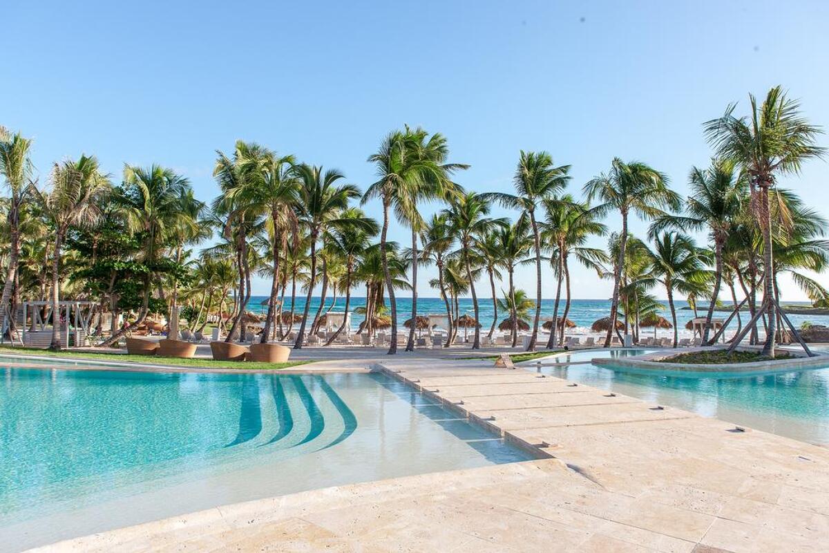 Eden Roc at Cap Cana 5* 1